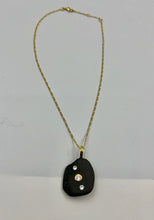 Collar Piedra negra
