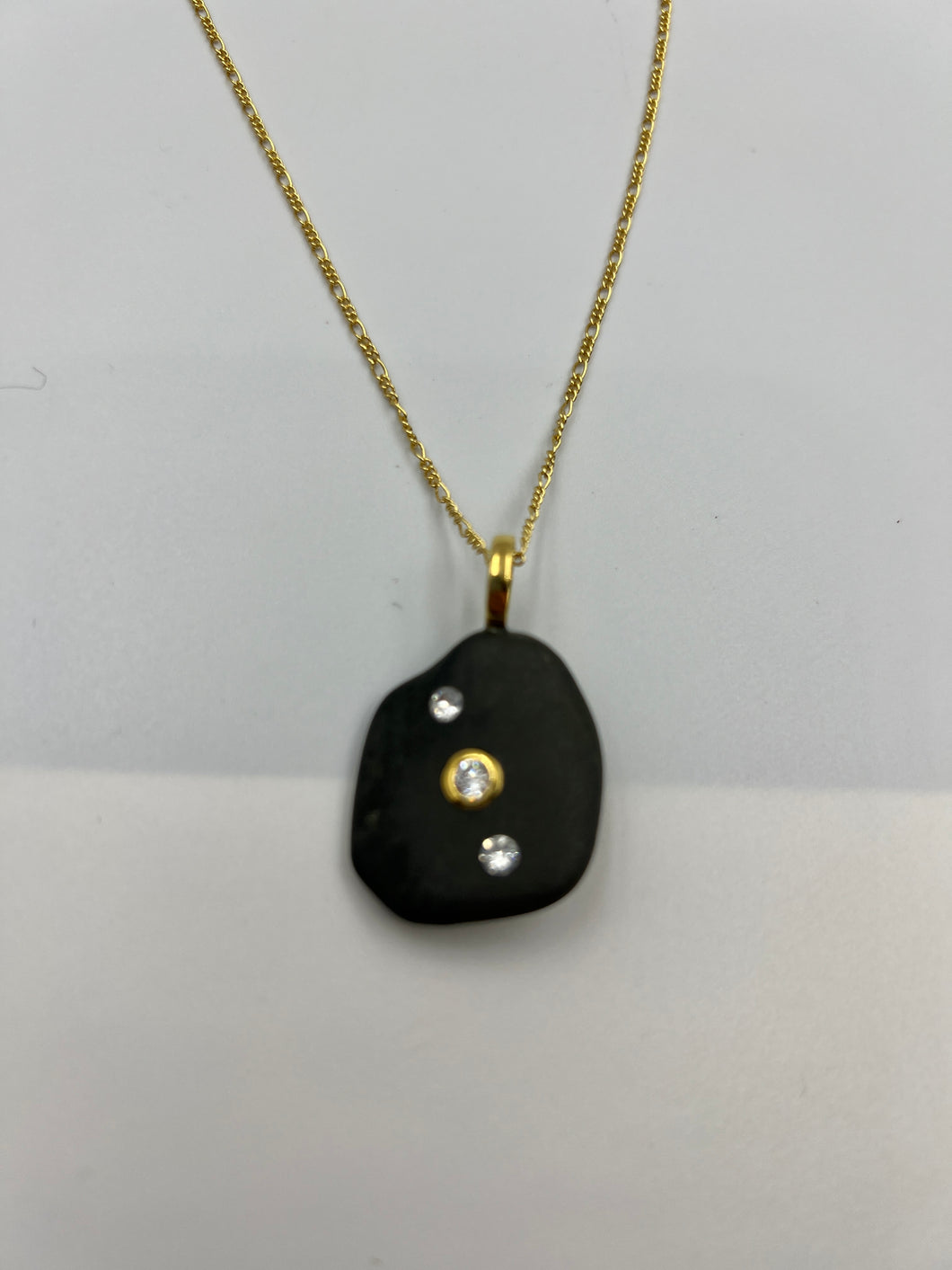 Collar Piedra negra