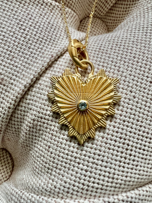 Collar Corazon con Topacio