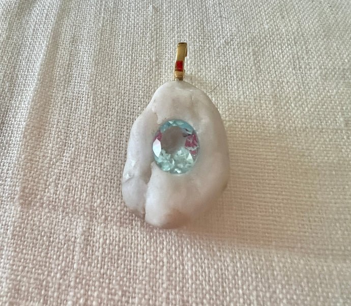 Collar piedra con Topacio