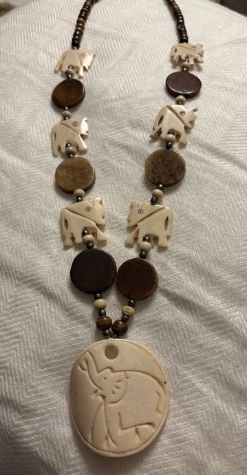 Collar Elefante