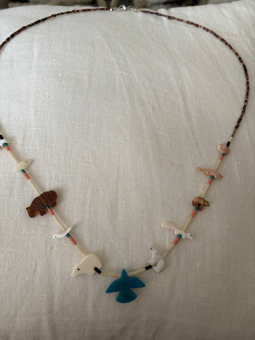 Collar varios animales