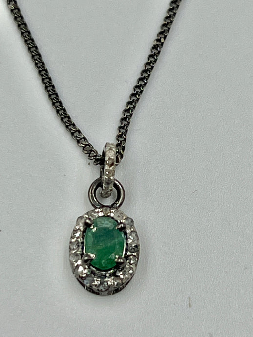 Collar Esmeraldas y puntas Diamante